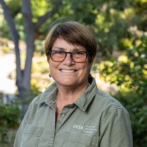 Dr. Victoria Sork