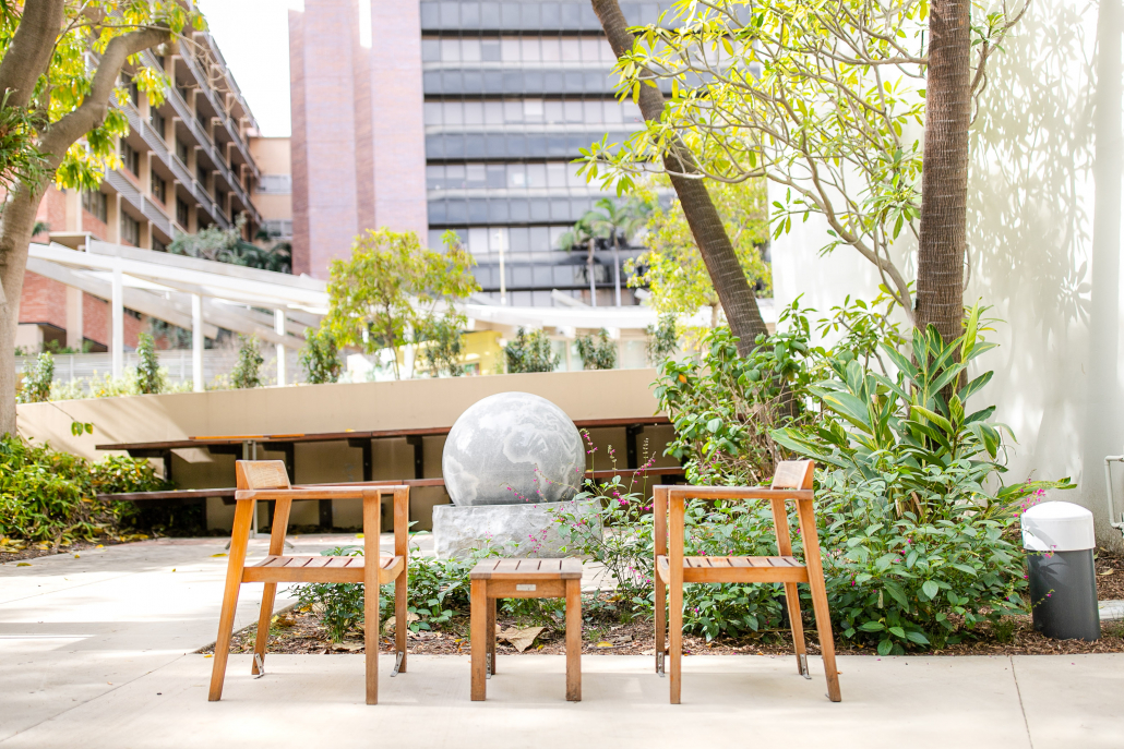 Furniture and Fountain Los Angeles Outdoor Event Venue